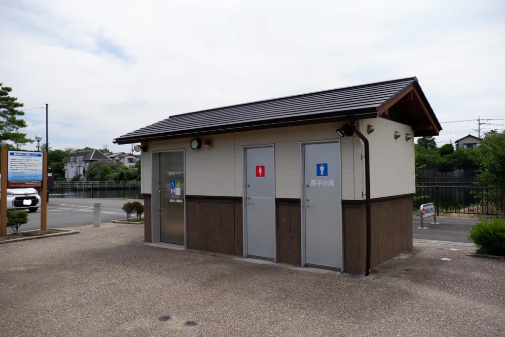丸池公園駐車場のトイレ